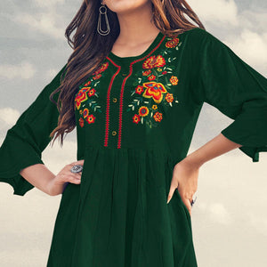 green-casual-wear-floral-embroidered-rayon-top-142514