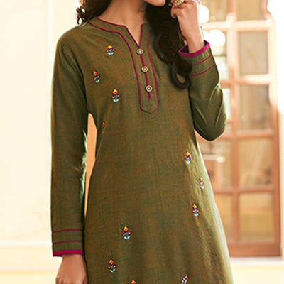 green-casual-wear-floral-embroidered-silk-two-tone-palazzo-suit-105655