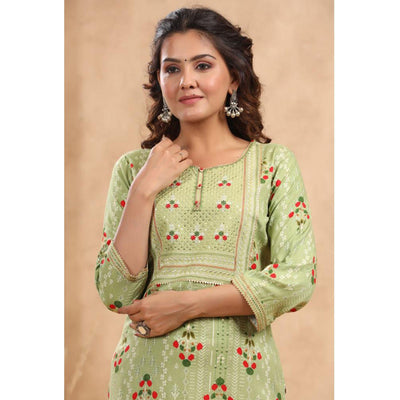 green-casual-wear-floral-print-with-sequence-rayon-kurti-141974
