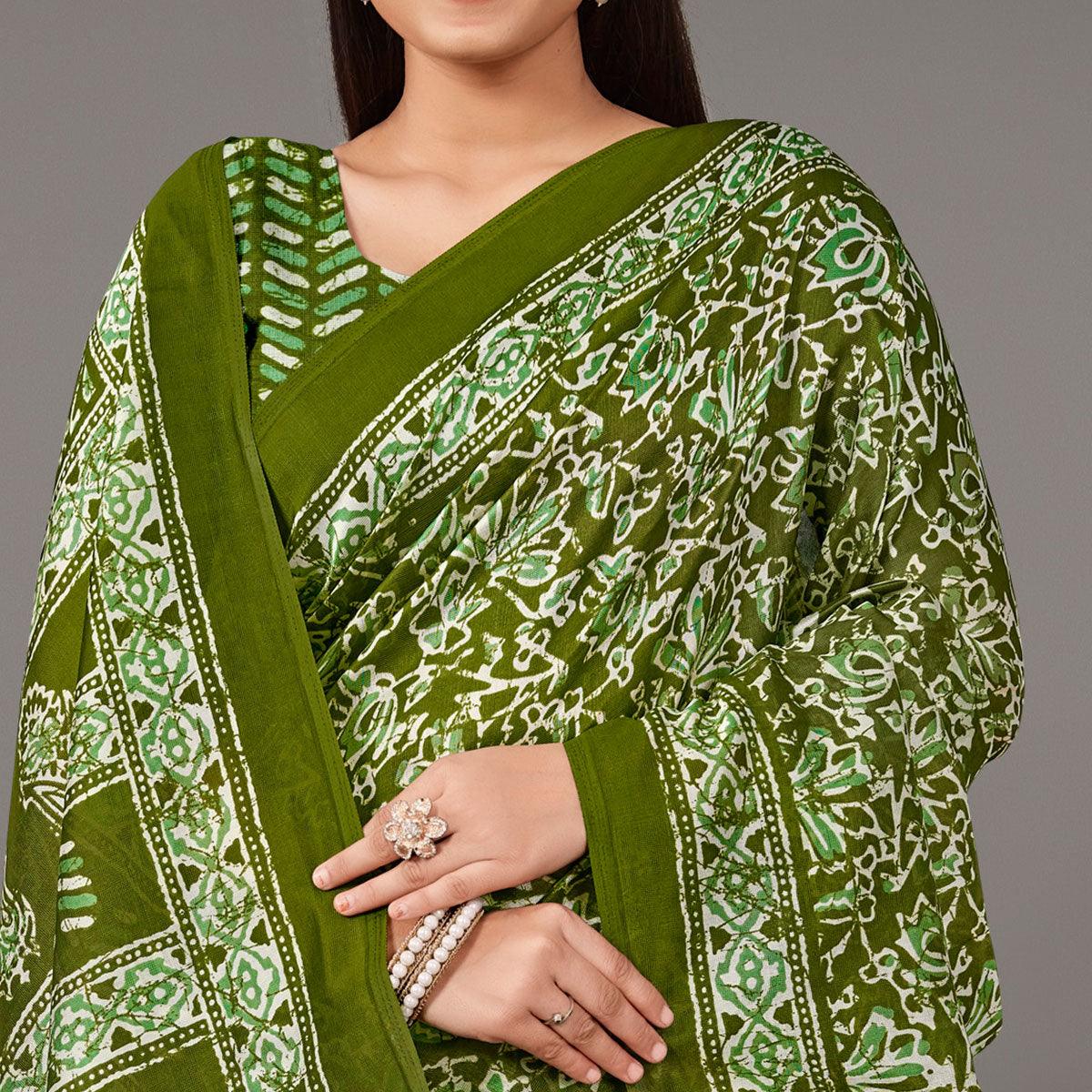 green-casual-wear-floral-printed-art-silk-saree-135419