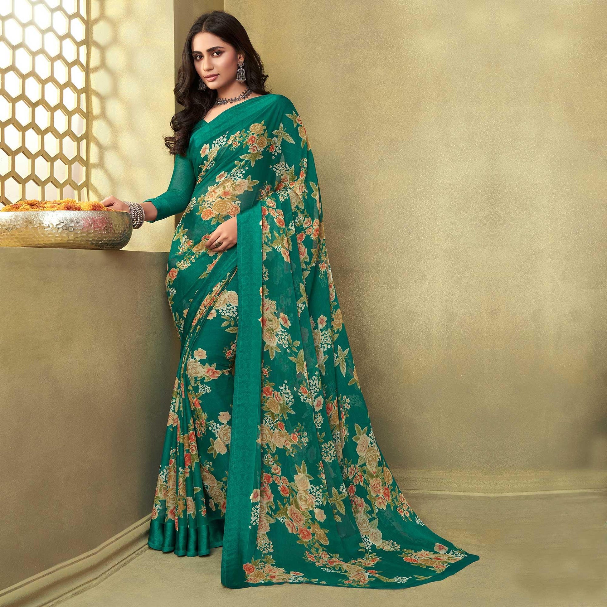 green-casual-wear-floral-printed-chiffon-saree-133886