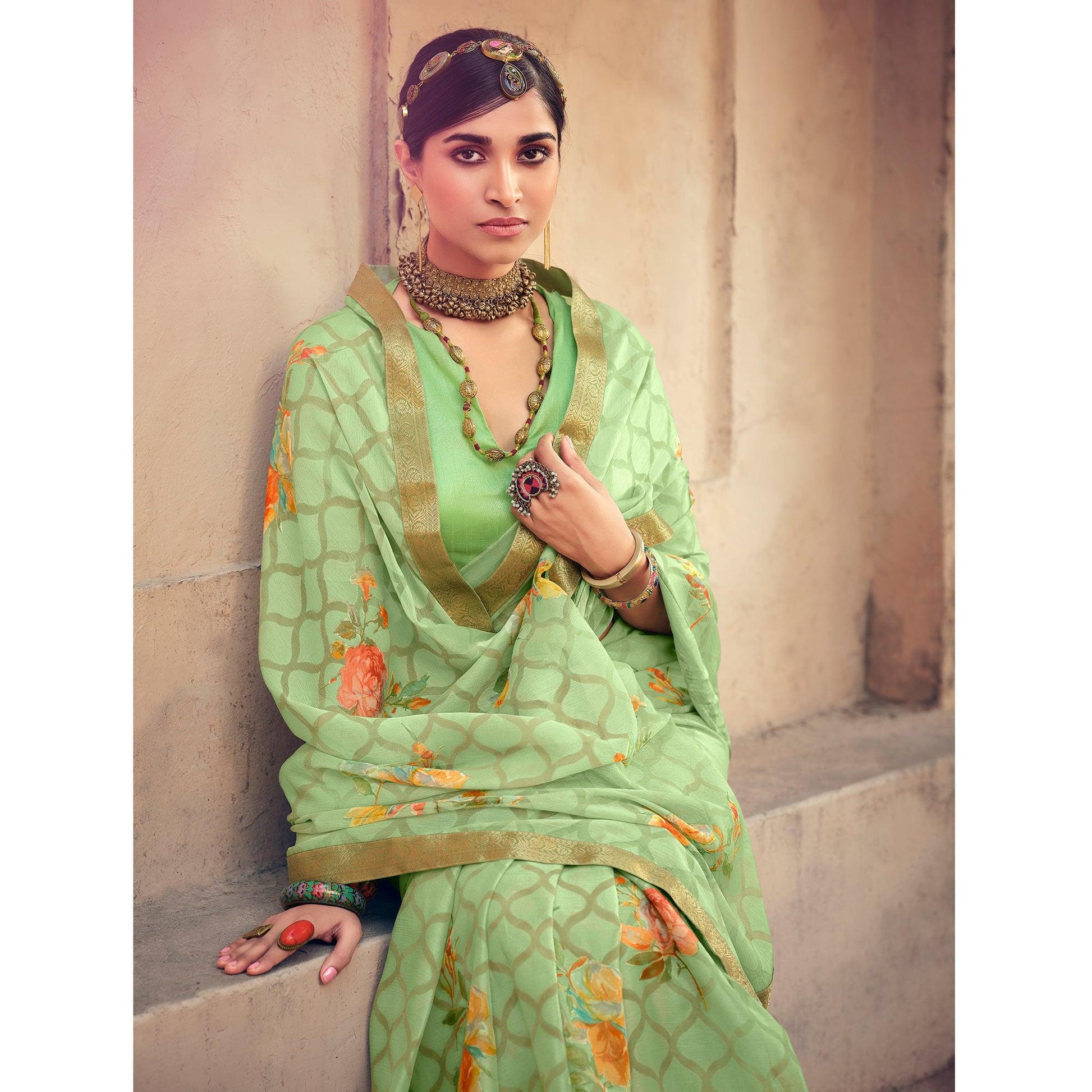 green-casual-wear-floral-printed-chiffon-saree-with-fancy-lace-127804