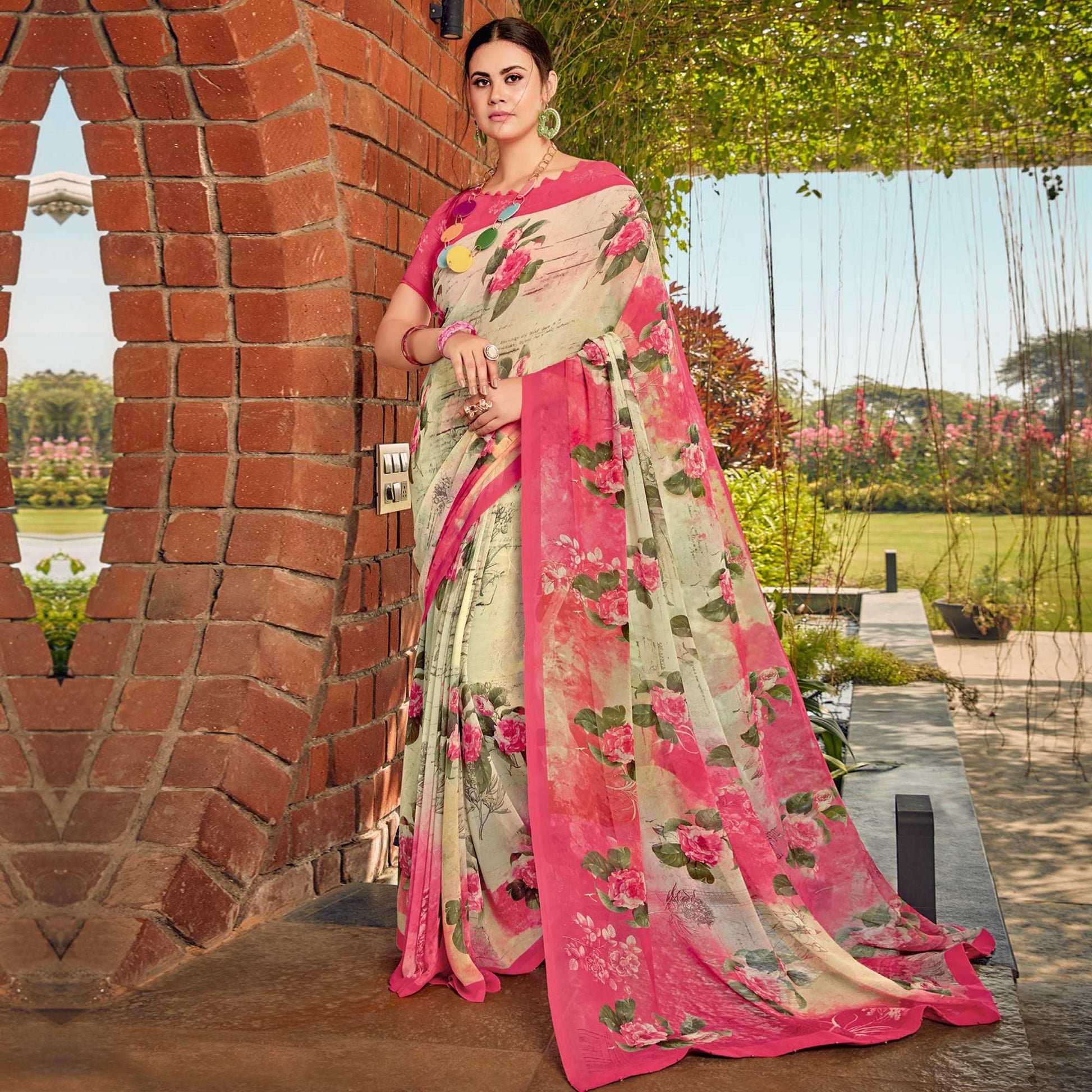 green-casual-wear-floral-printed-viscose-georgette-saree-112467