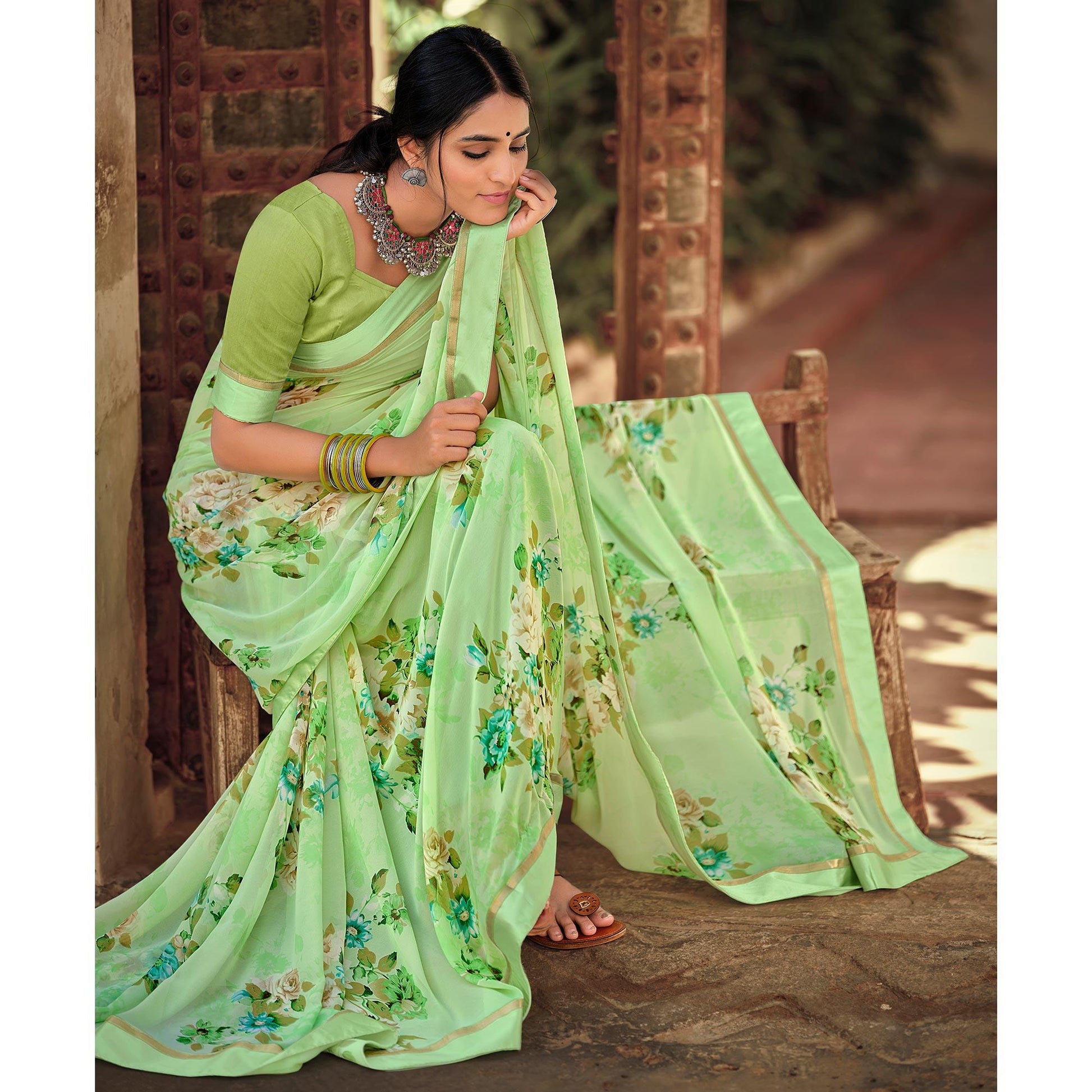 green-casual-wear-floral-printed-georgette-saree-127458