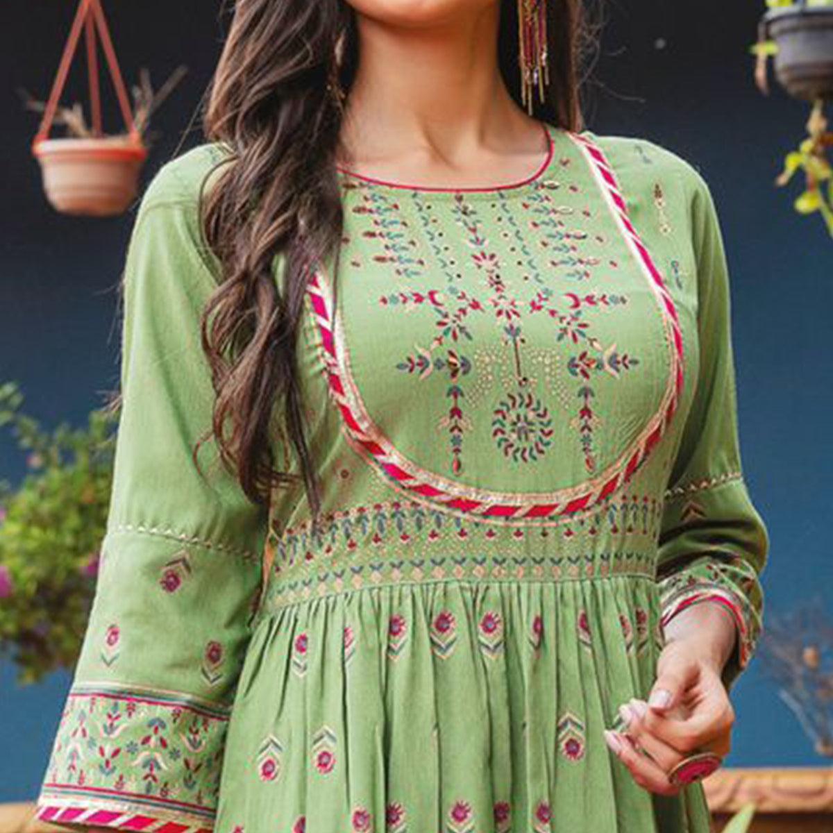 green-casual-wear-floral-printed-heavy-silk-long-kurti-123456