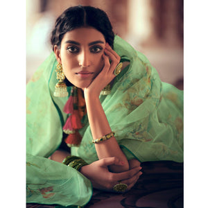 green-casual-wear-floral-printed-with-weaving-sequence-organza-saree-127265