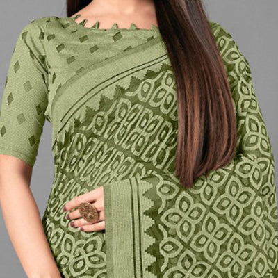 green-casual-wear-flower-brasso-saree-111438