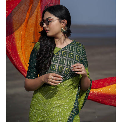 green-casual-wear-foil-printed-moss-saree-135525