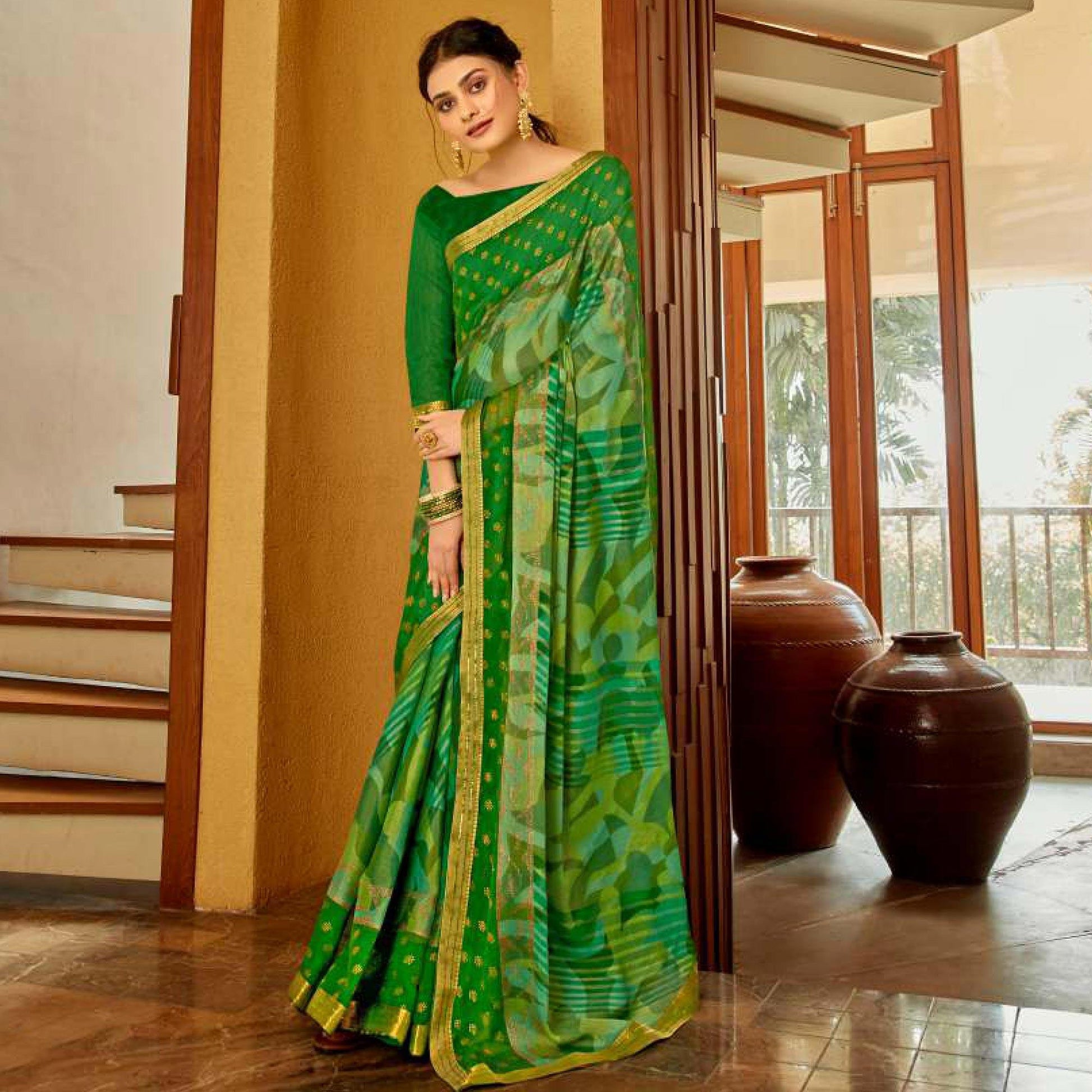 green-casual-wear-printed-brasso-saree-120110