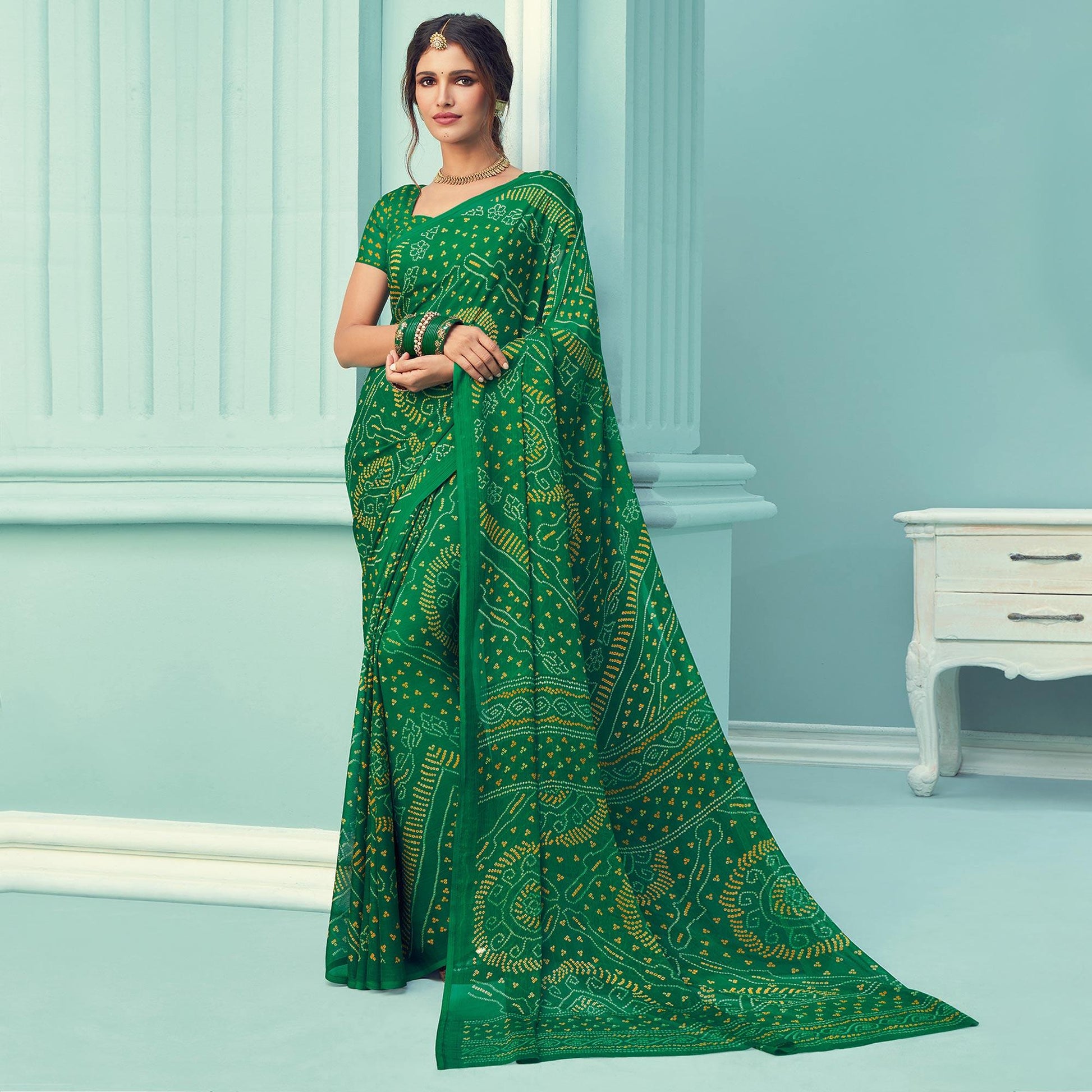 green-casual-wear-printed-chiffon-bandhani-saree-132097