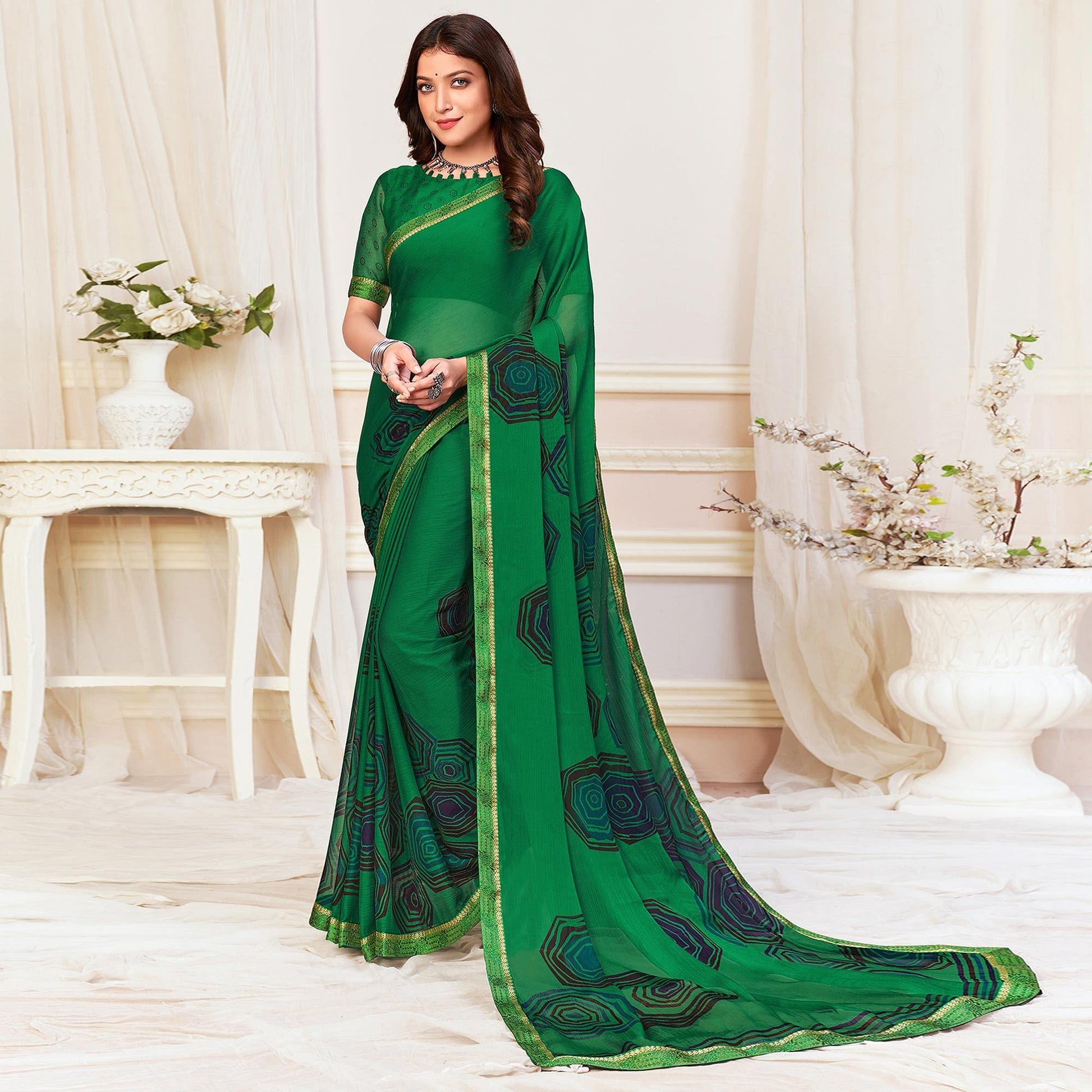 green-casual-wear-printed-chiffon-saree-142075