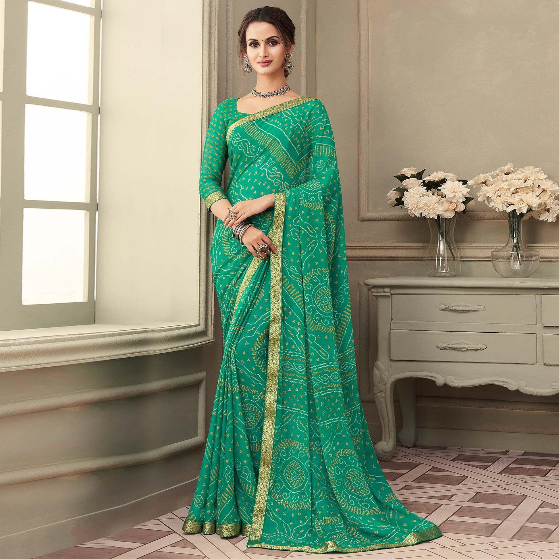 green-casual-wear-printed-chiffon-saree-with-banarasi-border-134142
