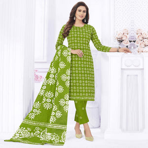 green-casual-wear-printed-cotton-dress-material-141667