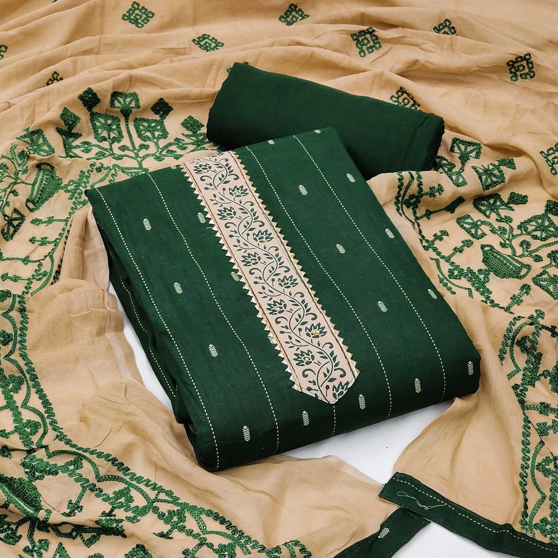 green-casual-wear-printed-cotton-dress-material-135497