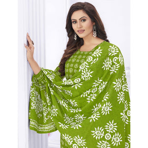 green-casual-wear-printed-cotton-dress-material-141667