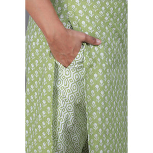 green-casual-wear-printed-cotton-kurti-pant-set-138037