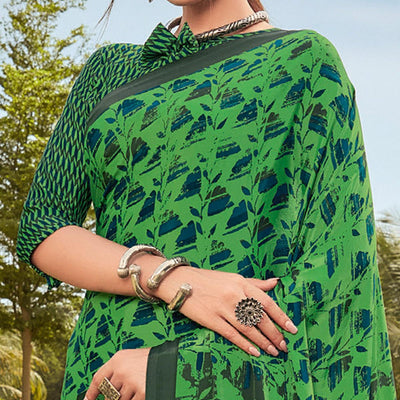 green-casual-wear-printed-crepe-saree