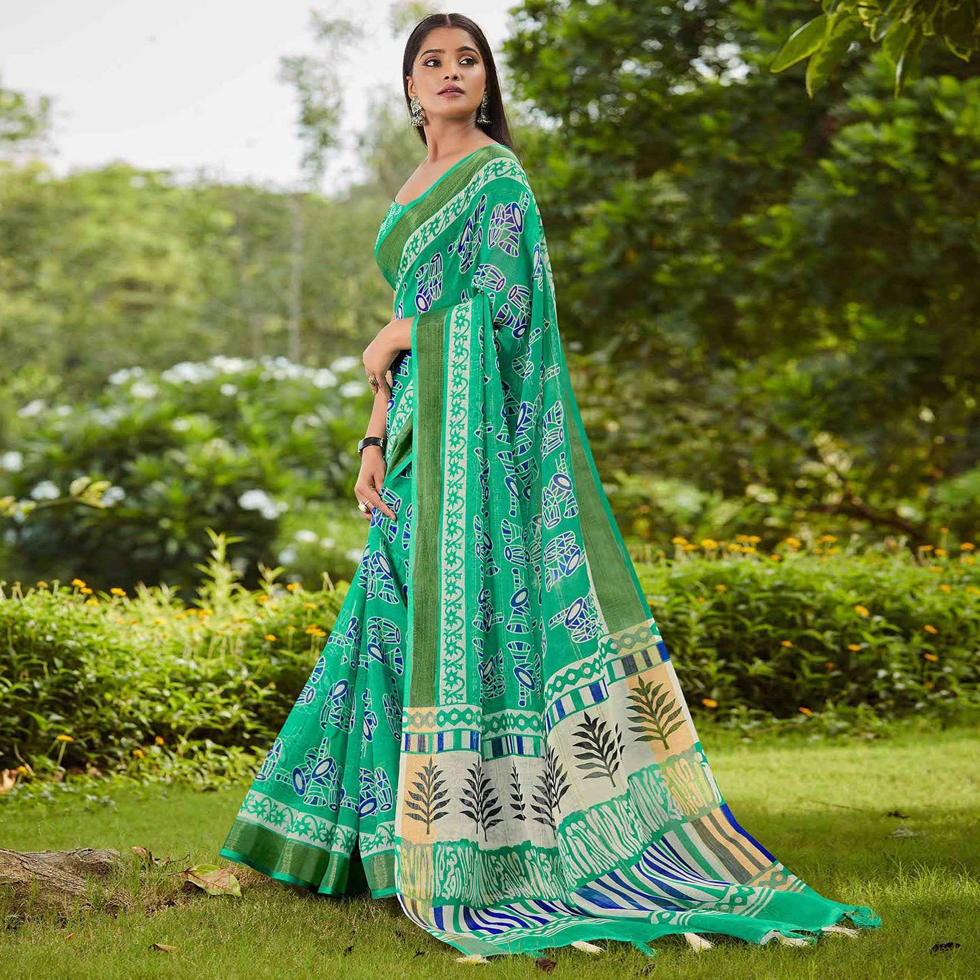green-casual-wear-printed-pure-linen-saree-118928