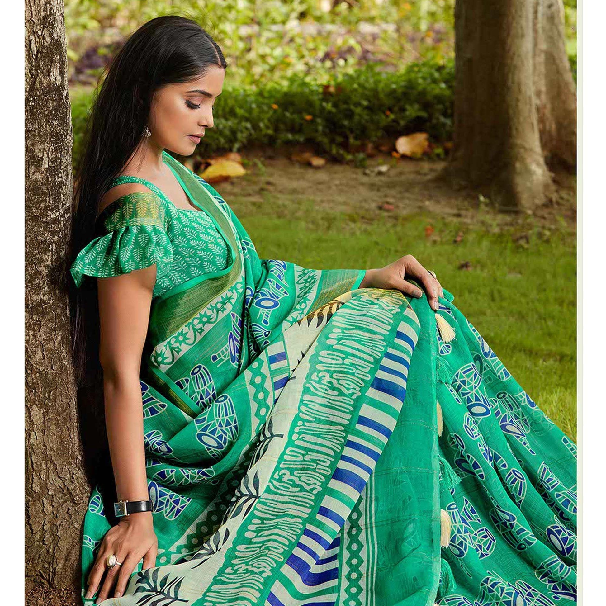 green-casual-wear-printed-pure-linen-saree-118928