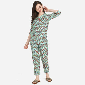 green-casual-wear-printed-rayon-night-suit-128325