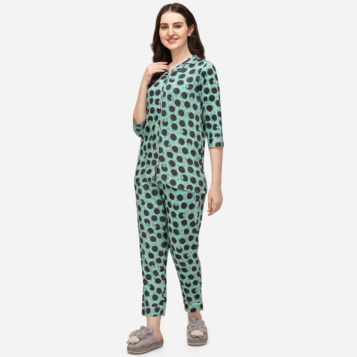 green-casual-wear-printed-rayon-night-suit-128329