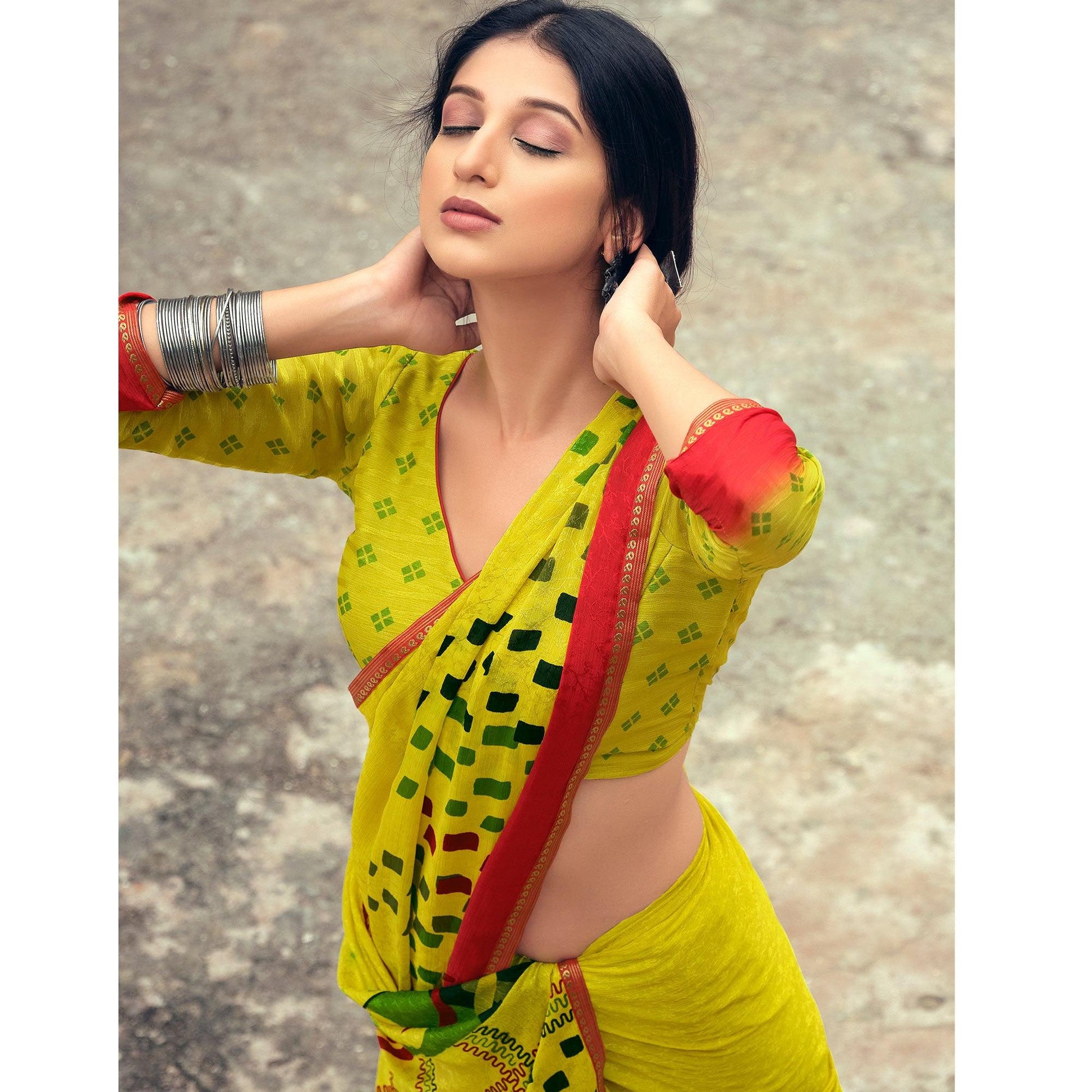 green-casual-wear-printed-silk-jacquard-saree-120589