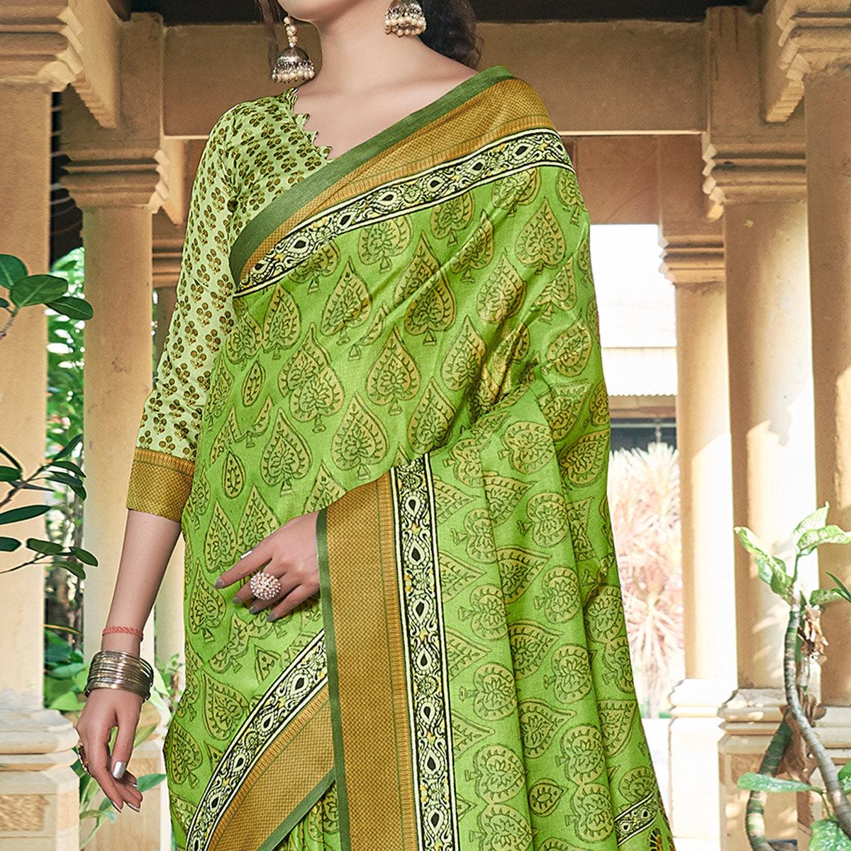 green-casual-wear-printed-silk-saree-135746