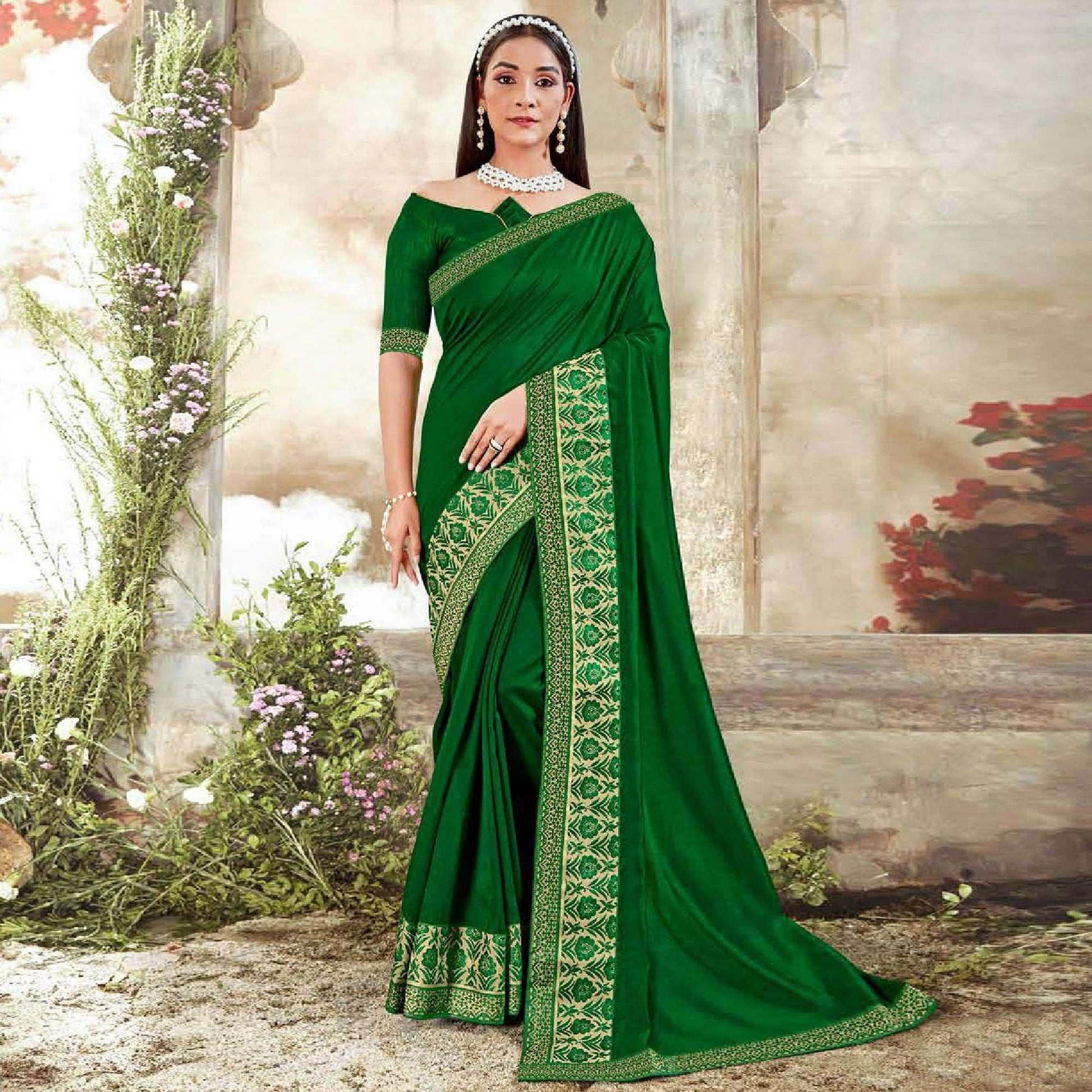green-partywear-solid-vichitra-silk-saree-with-fancy-border-108158