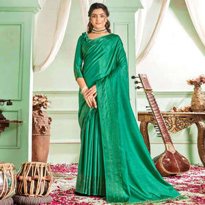 green-casual-wear-sworski-work-dola-silk-saree-124100