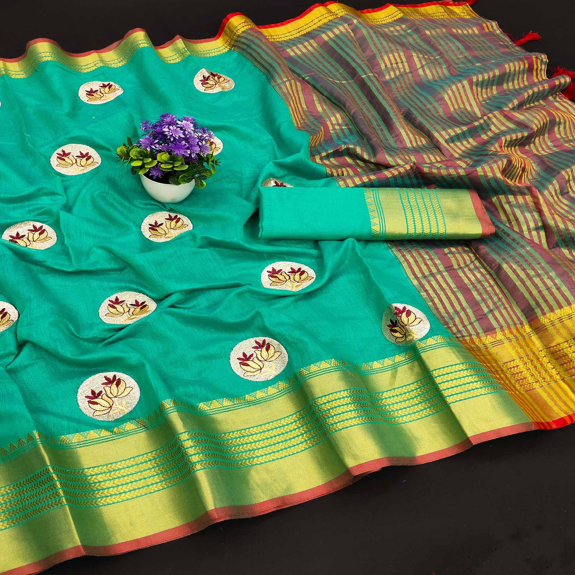 green-casual-wear-woven-chanderi-cotton-saree-120905