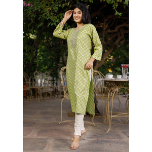 green-crayon-printed-rayon-kurti