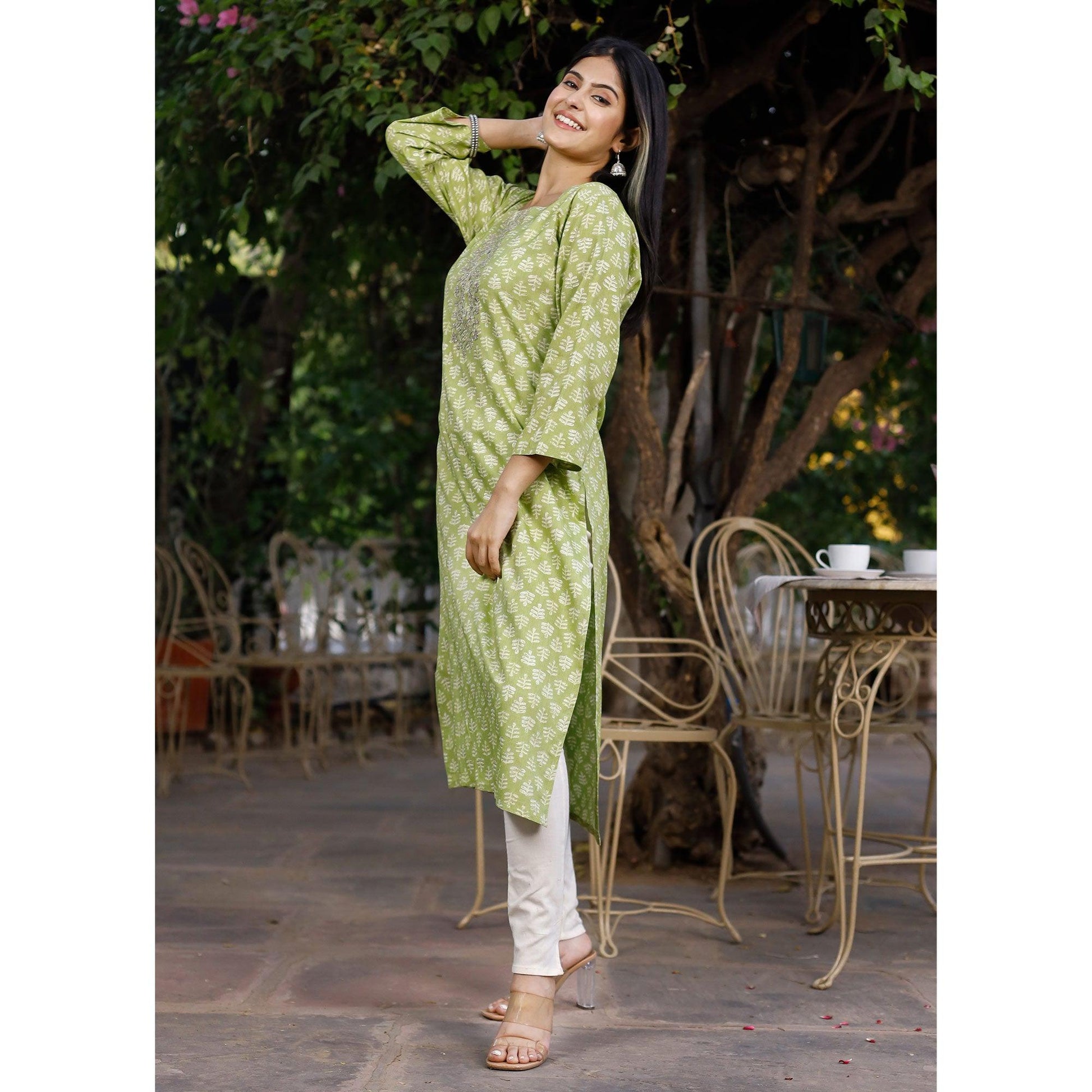 green-crayon-printed-rayon-kurti