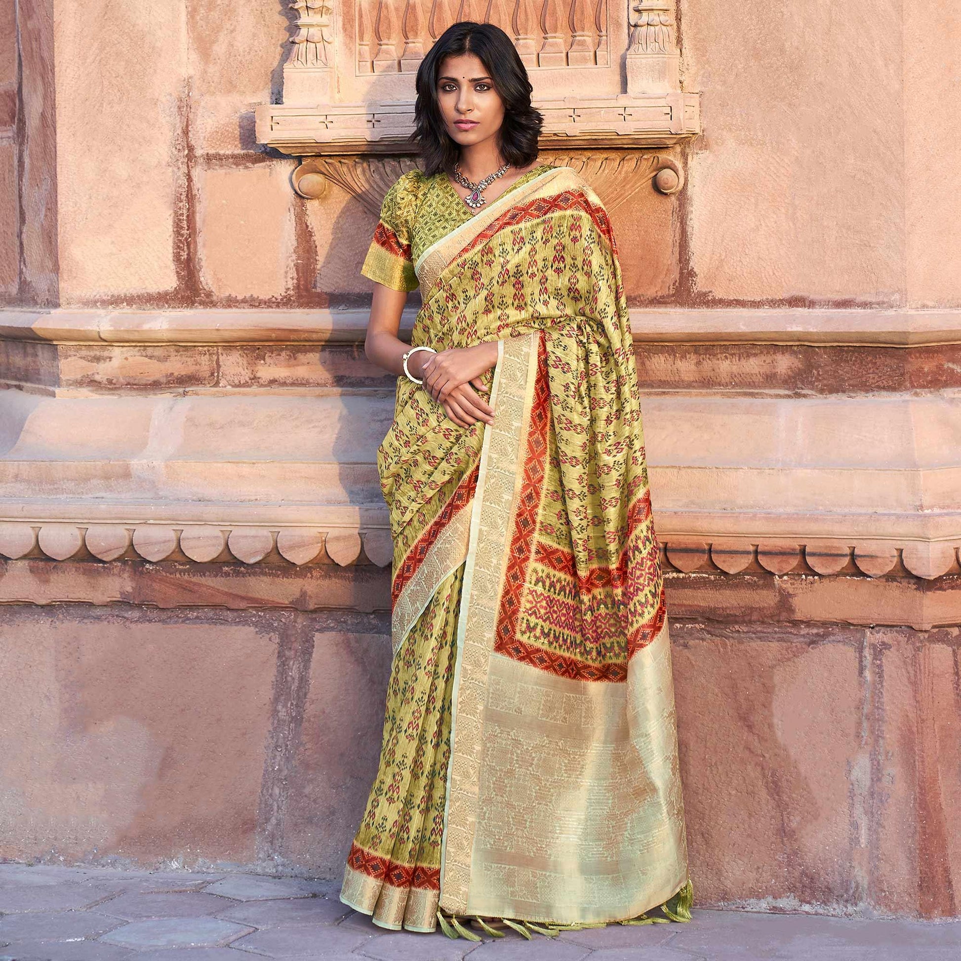 green-digital-printed-linen-saree-144877