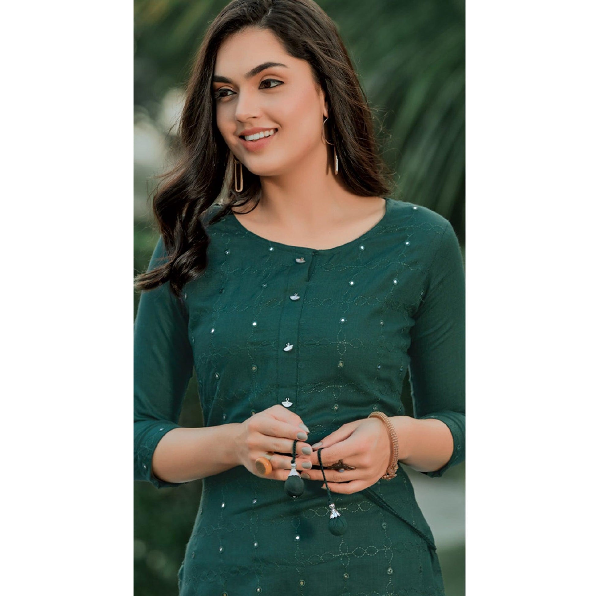 green-embellished-with-embroidered-cotton-kurti-144509