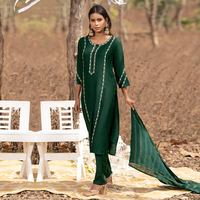 green-embellished-with-embroidered-muslin-kurti-pant-set-with-dupatta