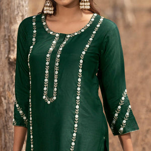 green-embellished-with-embroidered-muslin-kurti-pant-set-with-dupatta