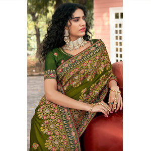green-embellished-with-embroidered-vichitra-silk-saree-4