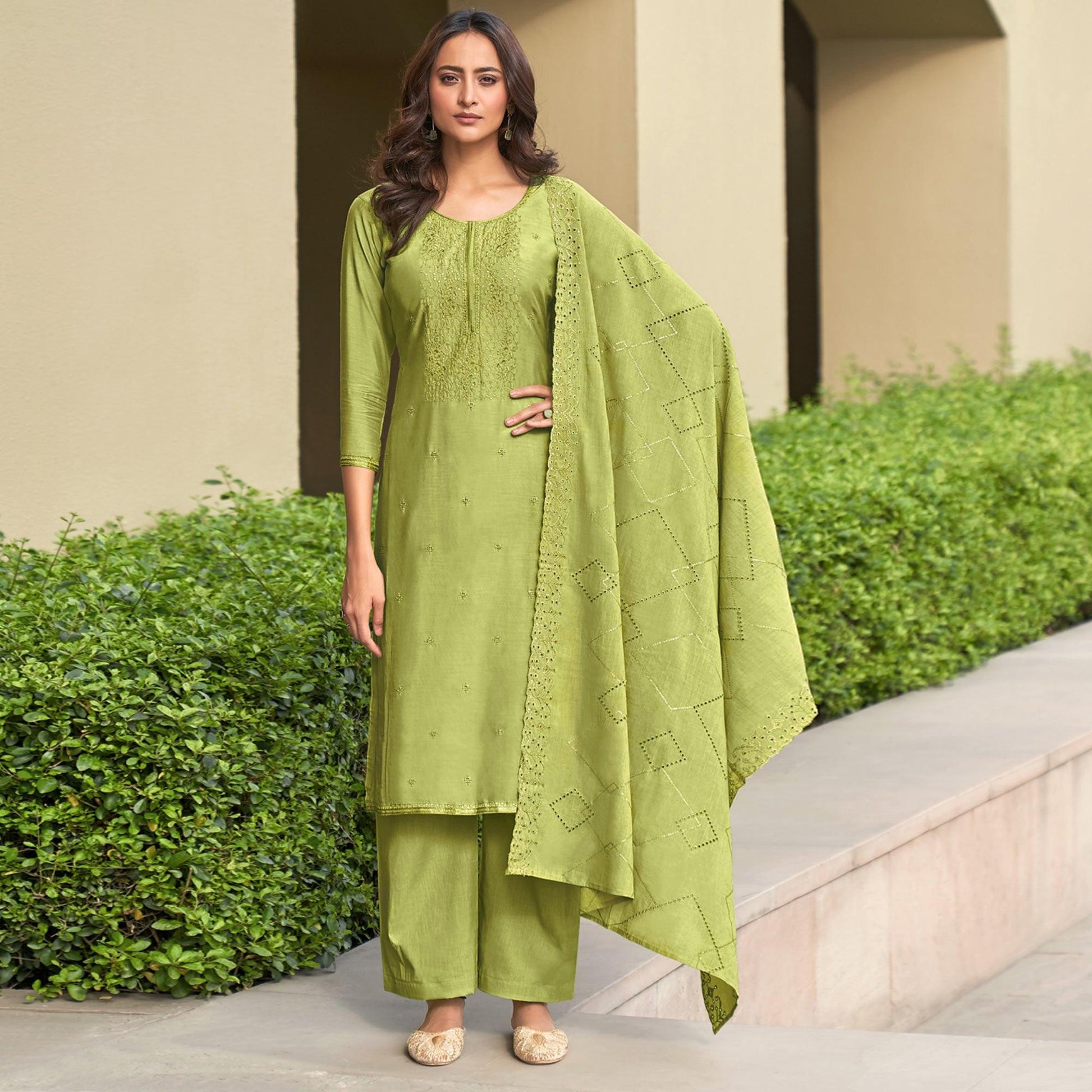 green-casual-wear-embroidered-muslin-dress-material-111795