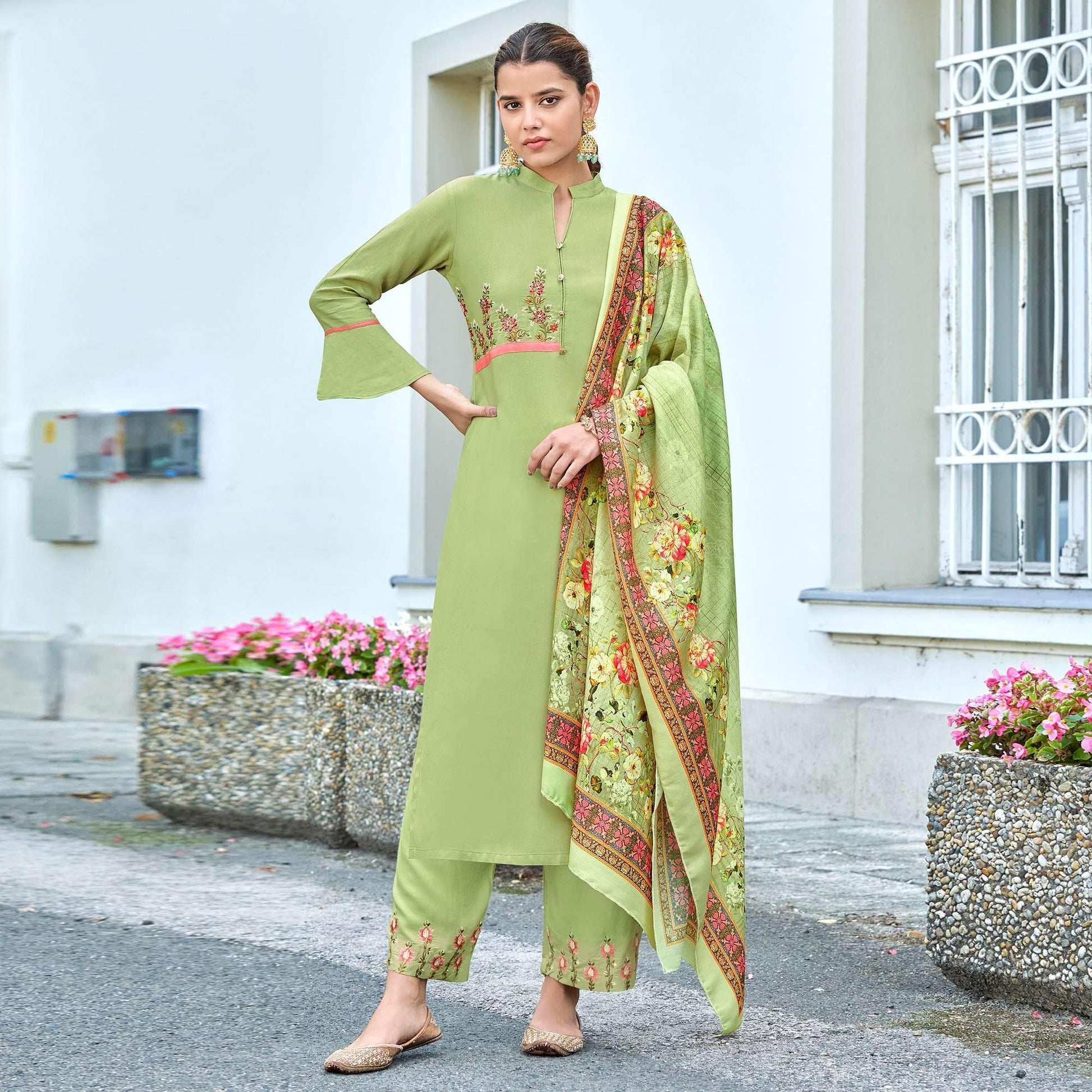 green-embroidered-rayon-kurti-pant-set-with-dupatta