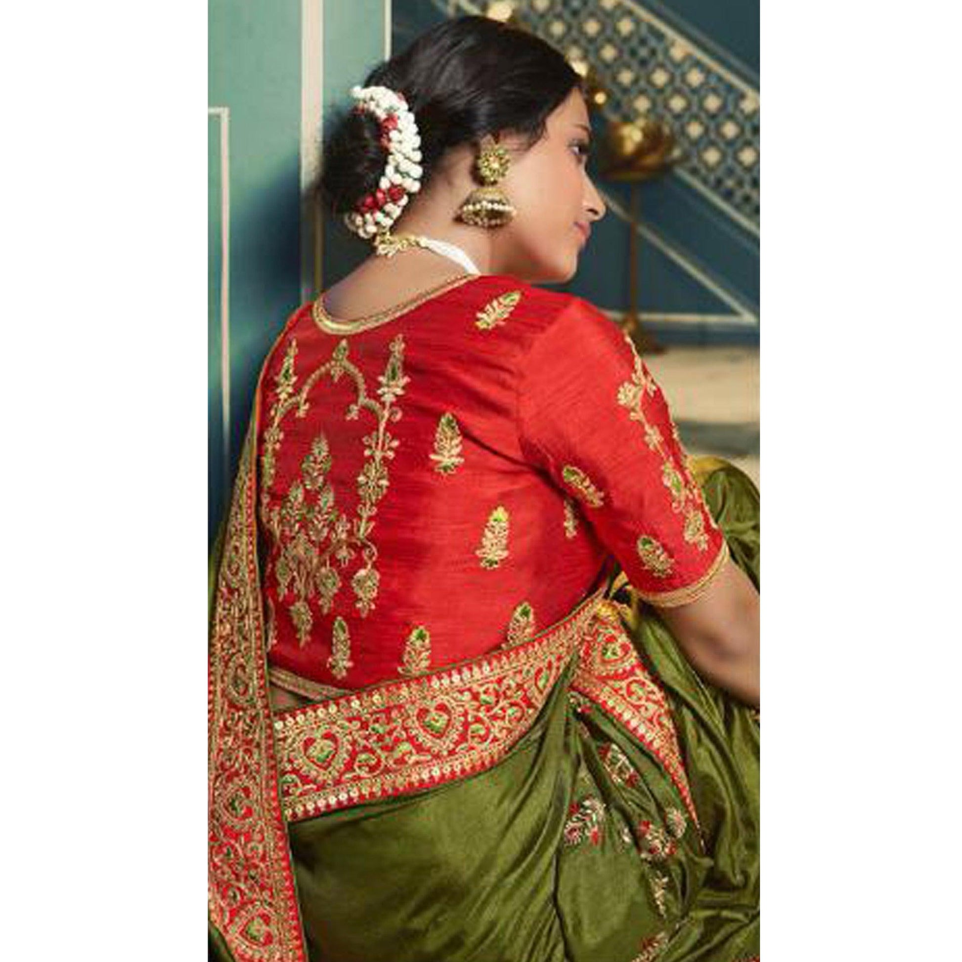 green-festive-wear-embroidered-silk-saree-123950