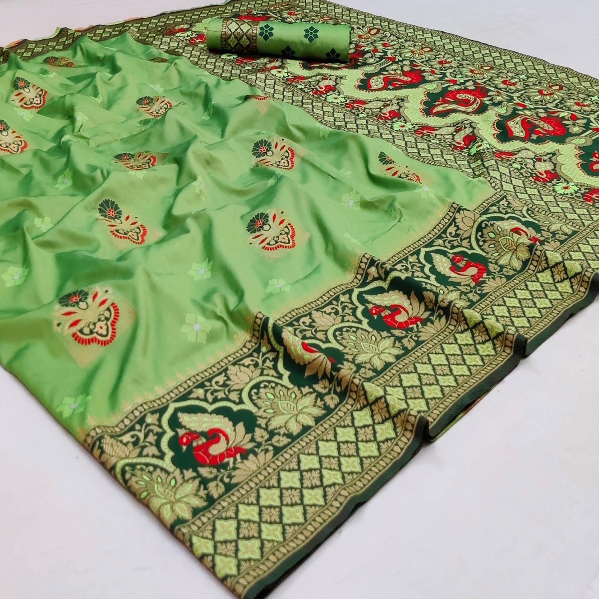 green-festive-wear-floral-woven-designer-soft-silk-banarasi-saree-131279