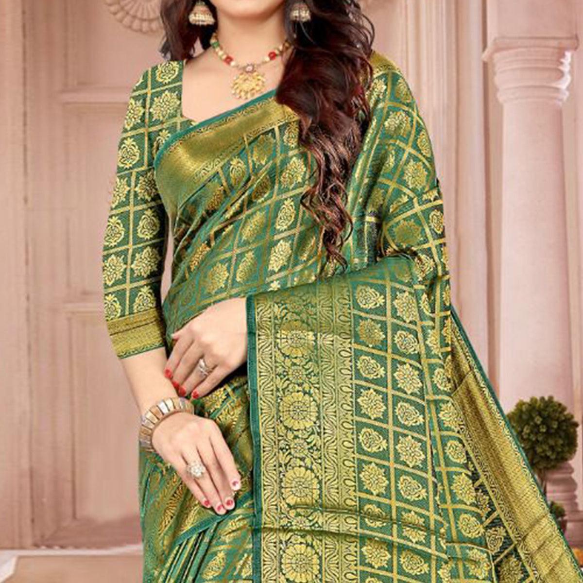 green-festive-wear-floral-woven-kanjeevaram-silk-saree-129753