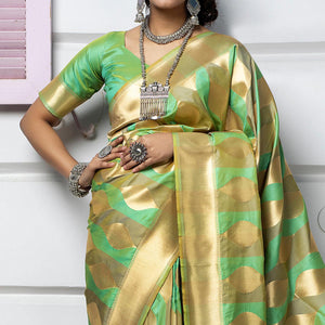 green-festive-wear-foil-printed-banarasi-silk-saree-139531