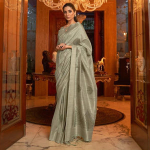green-festive-wear-handloom-sequence-silk-saree-134160