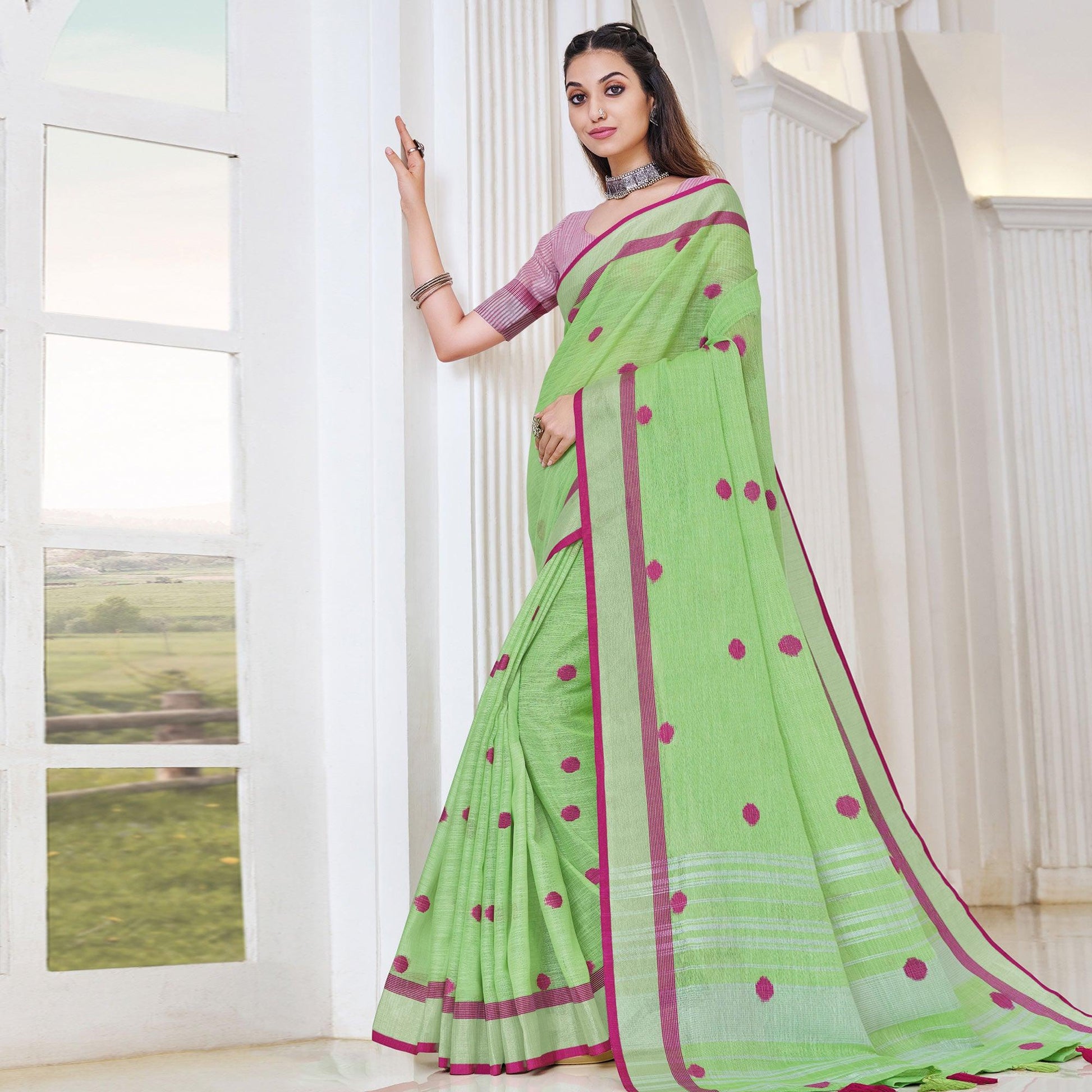 green-festive-wear-printed-linen-saree-135550