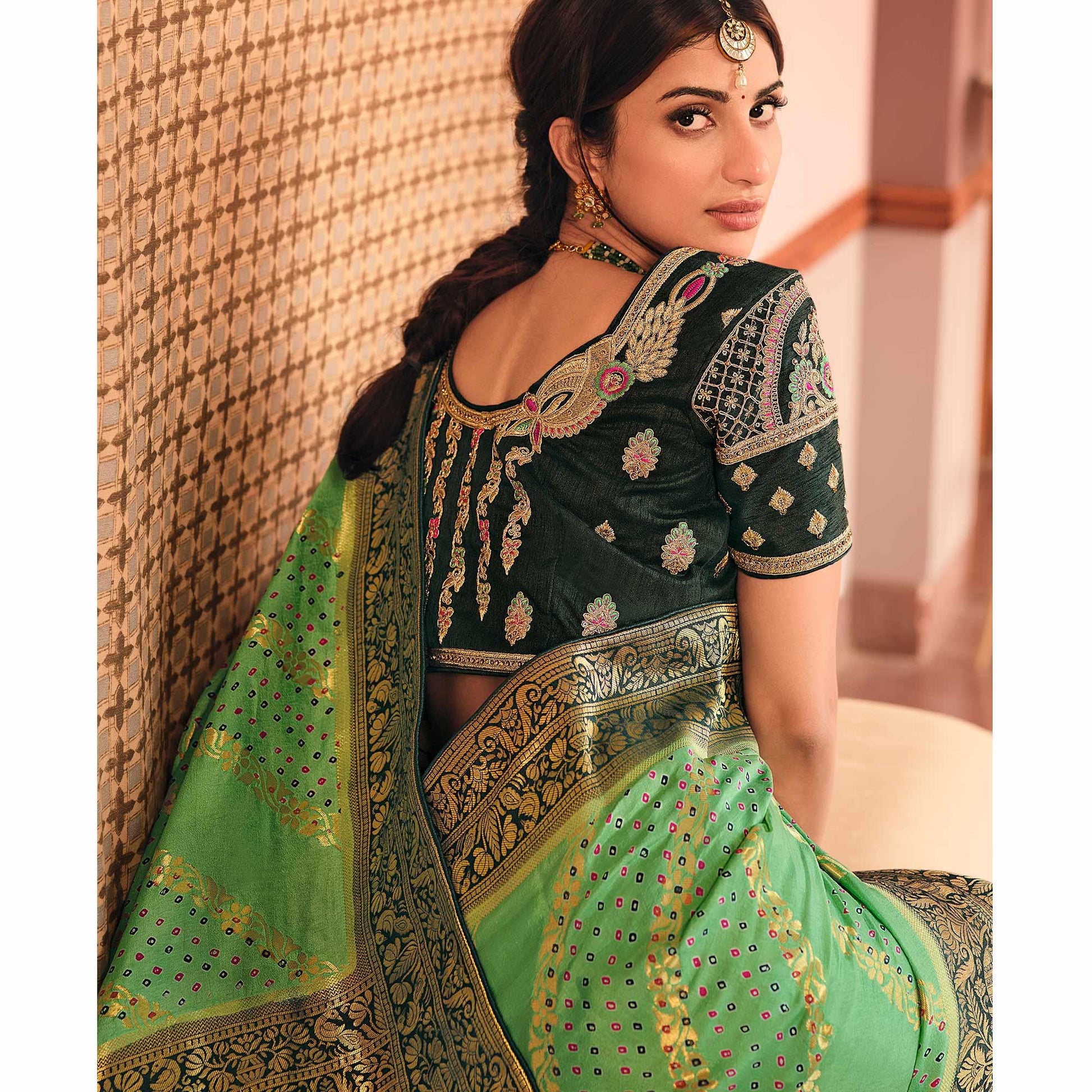 green-festive-wear-printed-woven-silk-saree-138263