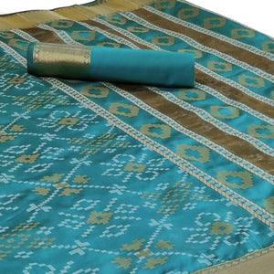 green-festive-wear-traditional-silk-woven-saree