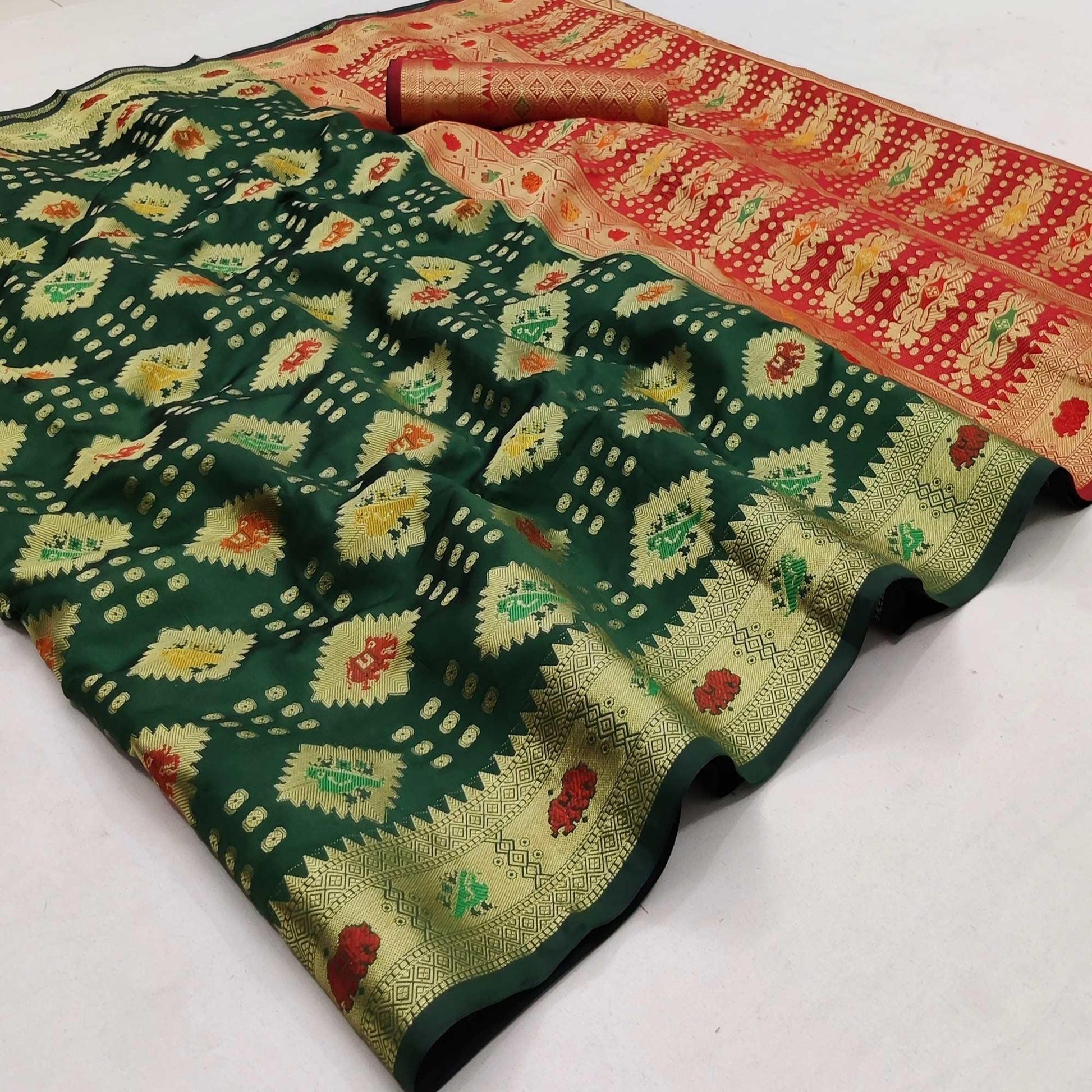 green-festive-wear-weaving-silk-saree-140119