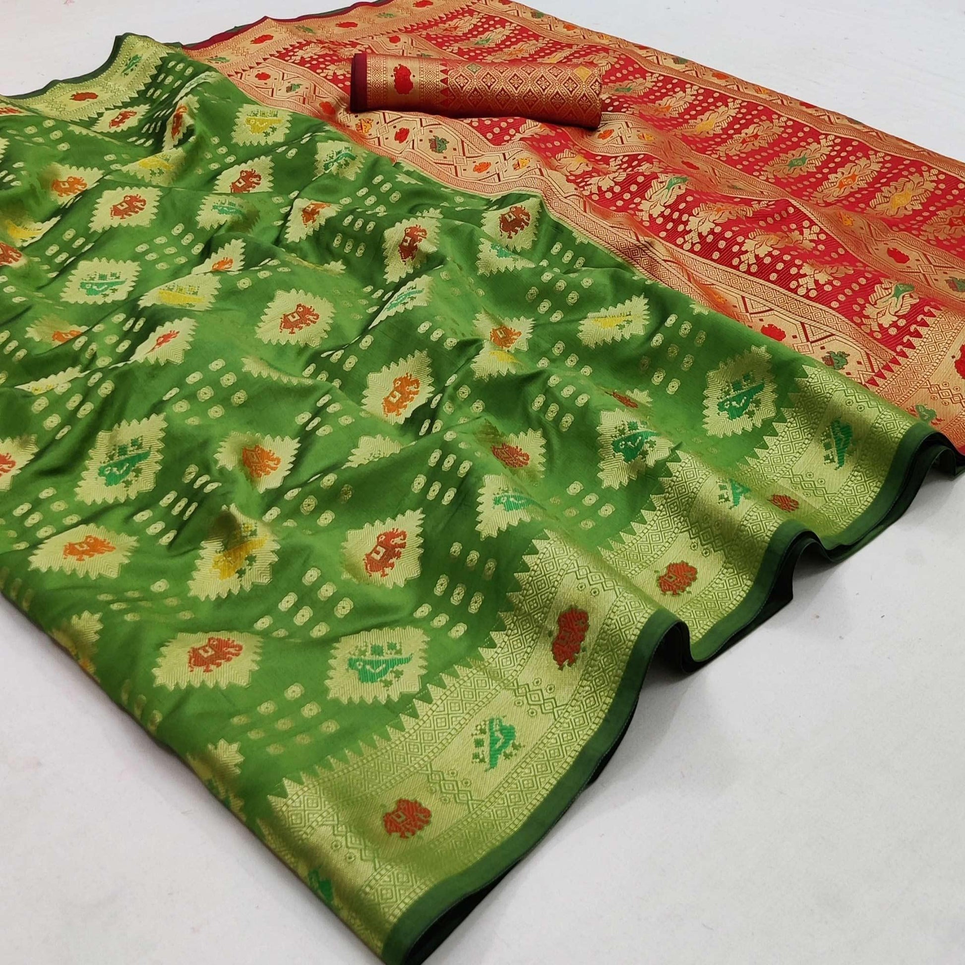 green-festive-wear-weaving-silk-saree-140121