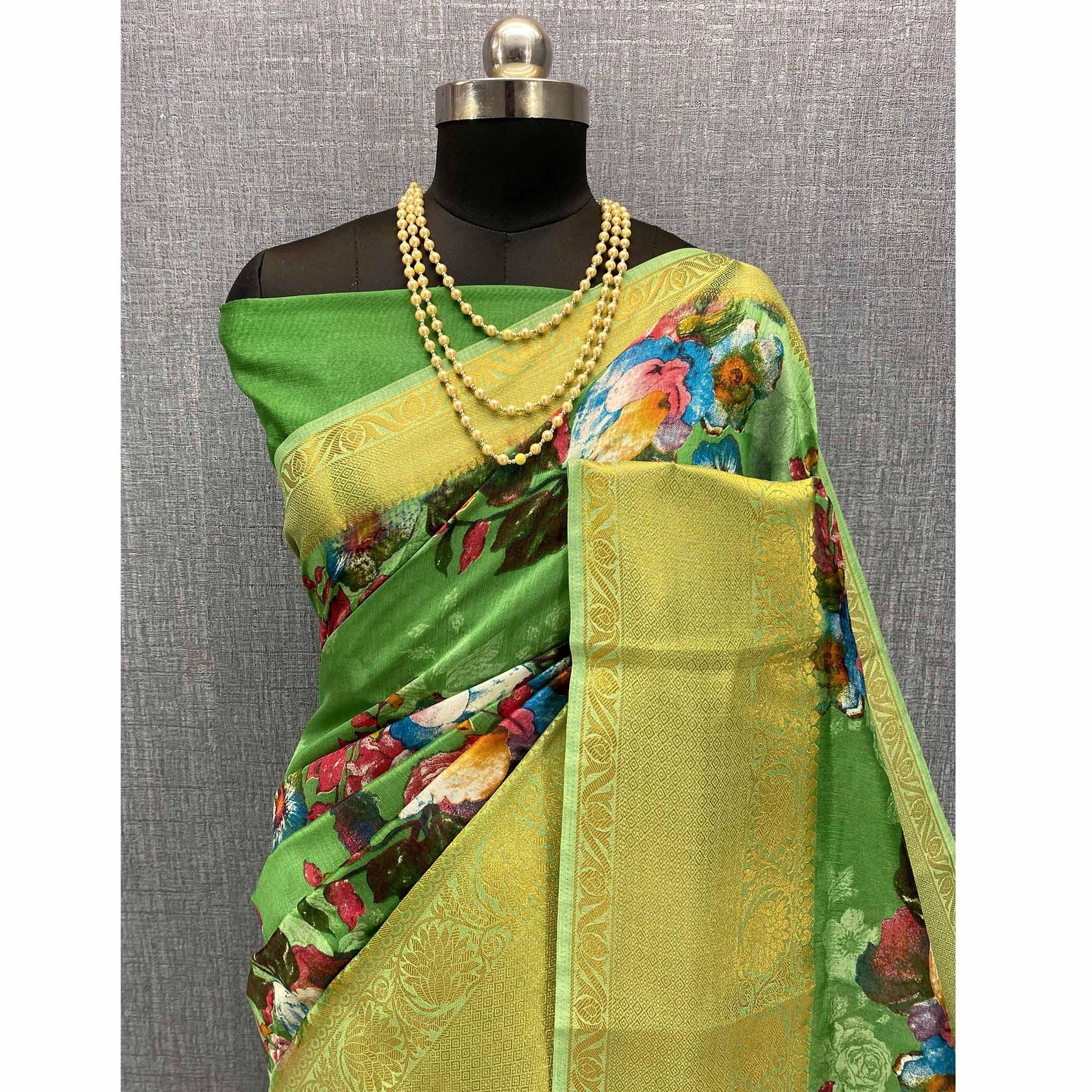 green-festive-wear-woven-printed-chanderi-silk-saree-134568